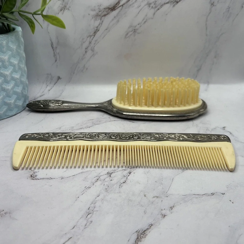 Vintage Ornate Silver Plate Hair Brush & Comb Set Vanity Dresser Collectible